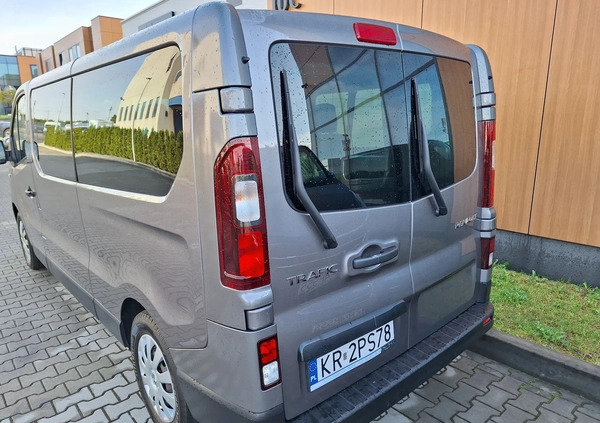 Renault Trafic cena 123000 przebieg: 100000, rok produkcji 2020 z Kraków małe 16